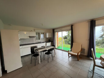 Maison 5 pièces MONTLUEL 01120 Surface de 126 m²