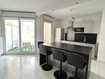 Appartement 3 pièces 69 m² · à Saint-Priest · 69 m² · 275 000 €